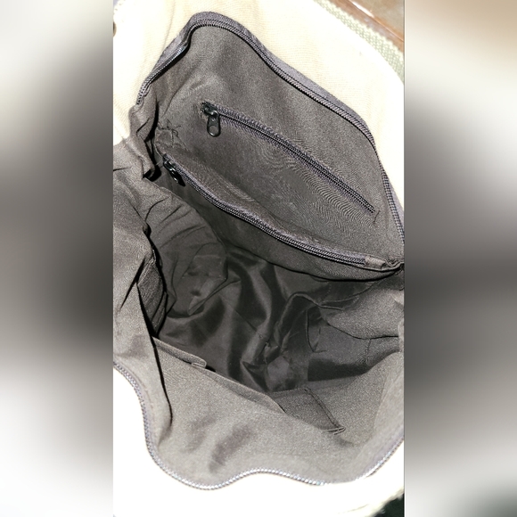 Snug Star Canvas Multi-Color Striped Cross Body Shoulder Bag/Tote - Picture 10 of 16